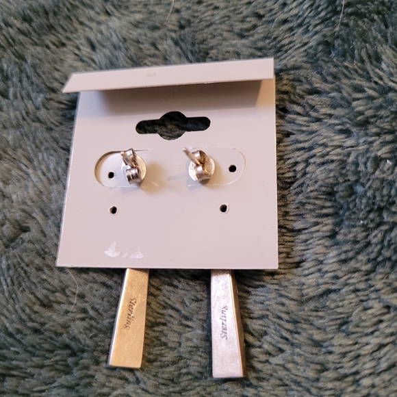 Vintage Opal Inlay Earrings - Picture 3 of 3